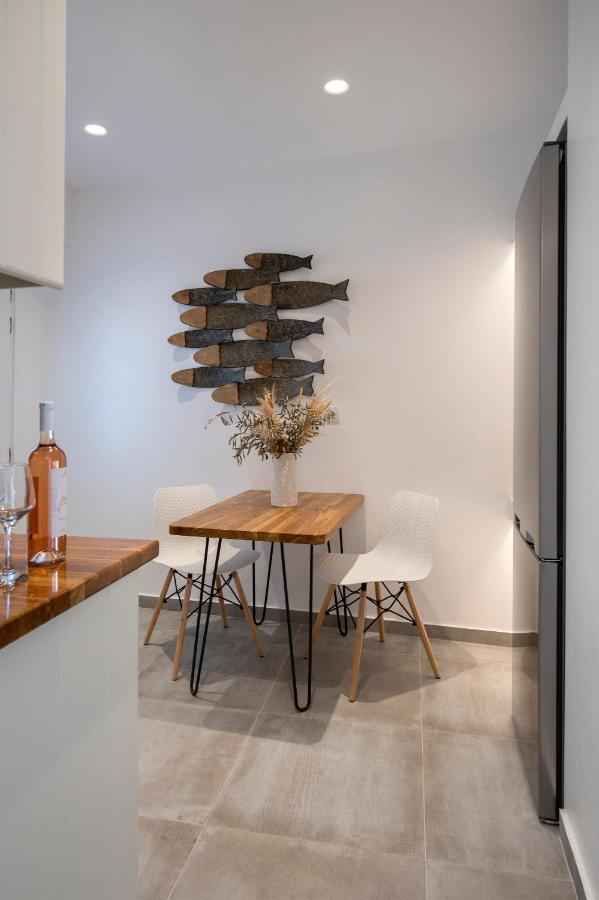 Corina Studios-Apartments 纳乌萨 外观 照片