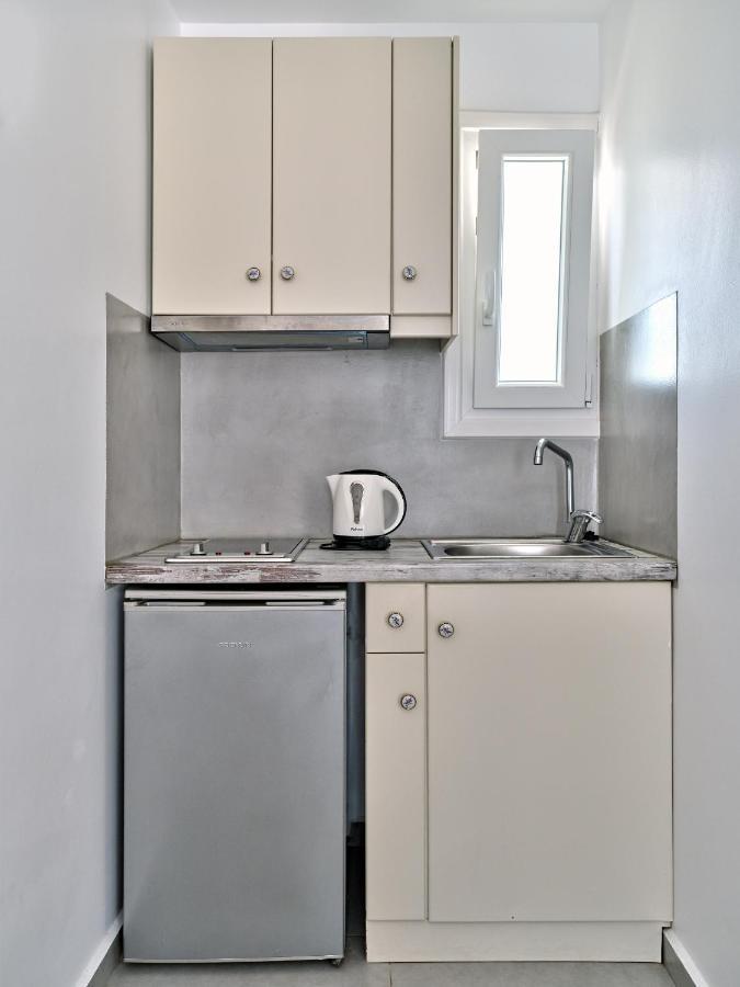 Corina Studios-Apartments 纳乌萨 外观 照片