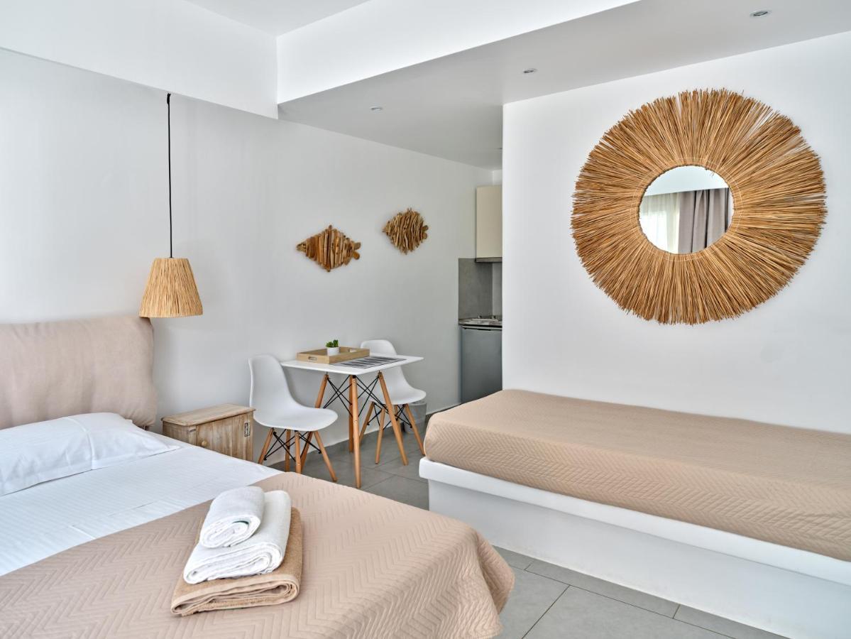 Corina Studios-Apartments 纳乌萨 外观 照片