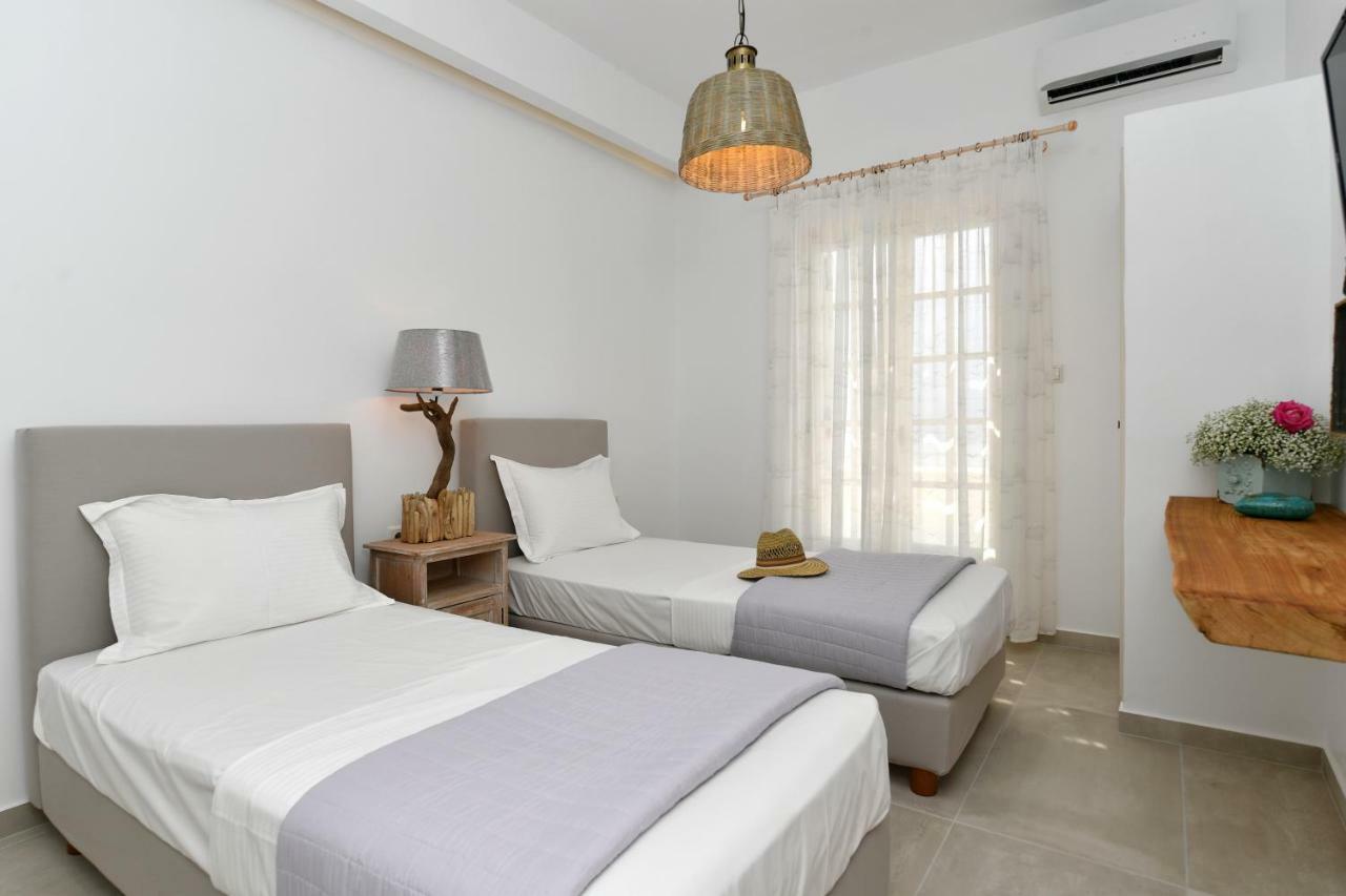 Corina Studios-Apartments 纳乌萨 外观 照片